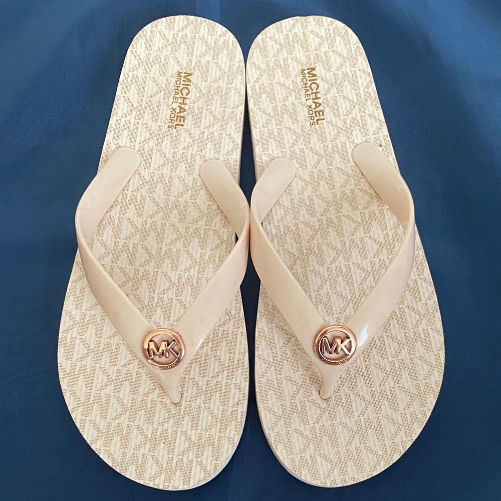 Michael Kors Cream Pink Sandals with Gold Logo